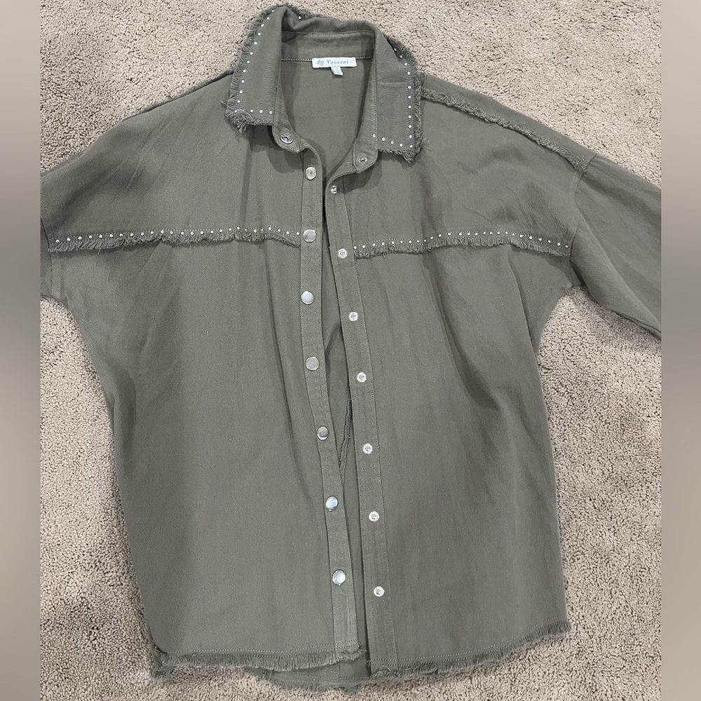 Button down jacket - Picture 3 of 5